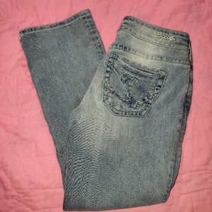 Silver Jeans Suki Capri Size 28